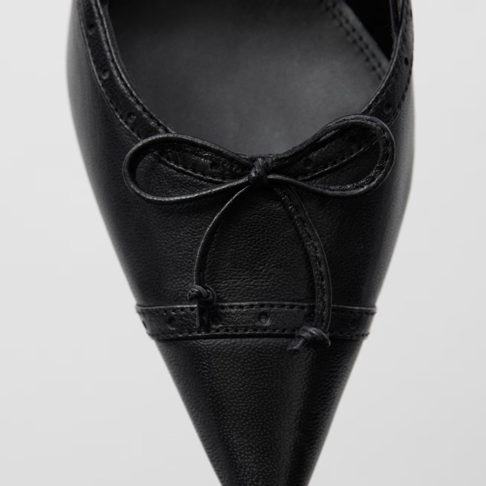Elegant Black Slingback Heels - Picture 3 of 3